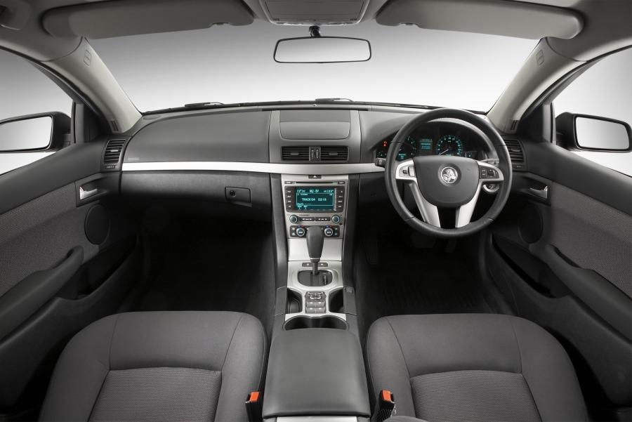  Holden Commodore VE Berlina Sportwagon 2008 года  (фото 3 из 21)